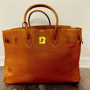 Leather bag🧡💛🤎